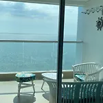 Apartamento frente al mar